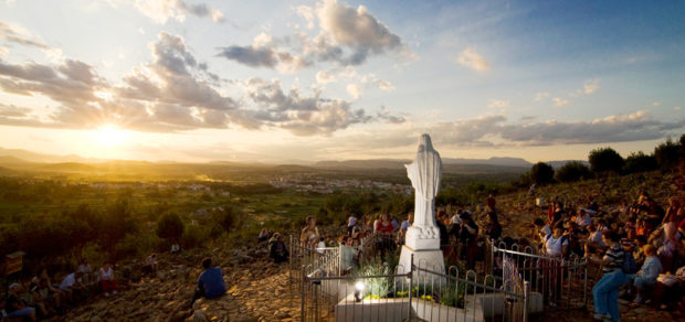 «Por eso había de ser Inmaculada…»