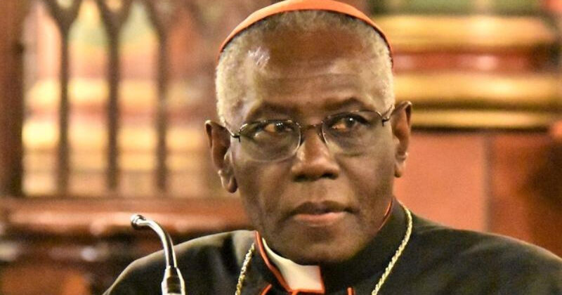 Cardenal Sarah:  Los monasterios y las peregrinaciones son oasis en el desierto.
