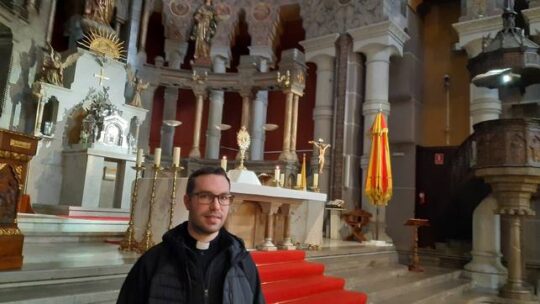 Padre Pedro Zafra, 12 años en Kiev