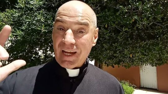 La sotana y el calor