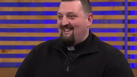 De adicto a sacerdote