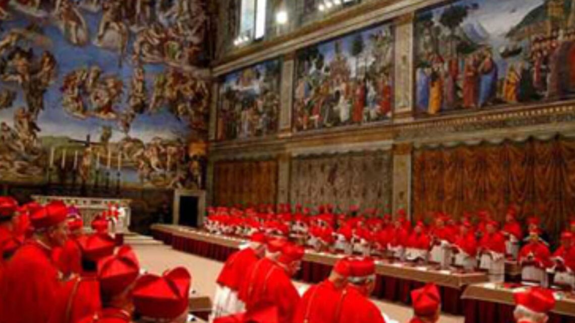 Colegio de Cardenales pide oración