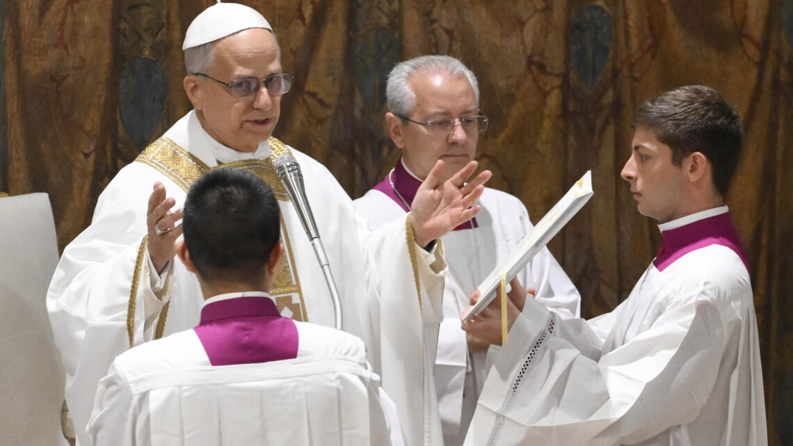 Papa León XIV, sacerdote polaco beatificado y en Kenia sacerdotes asesinados.