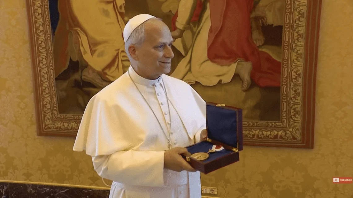 Liturgia consta de una parte inmutable por ser institución divina