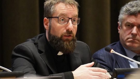 Un sínodo diocesano «católico»