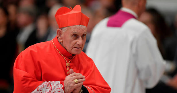 El cardenal Simoni celebra Misa donde pasó 18 años prisionero