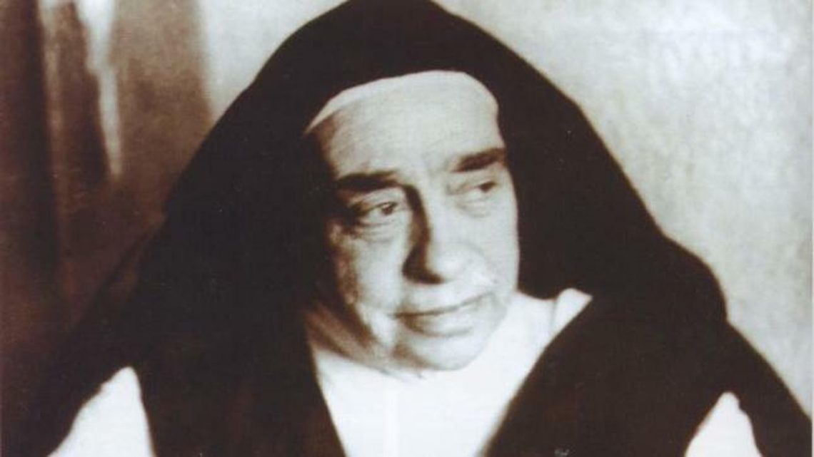 Madre Maravillas sin armas ante los milicianos
