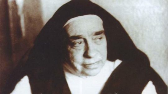 Madre Maravillas sin armas ante los milicianos